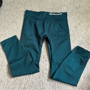 Teal under armour crop Leggings
